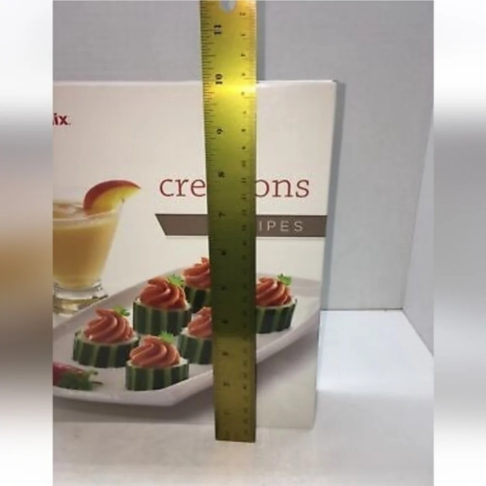 NWT Vitamix‎ Creations Recipes Binder/Book